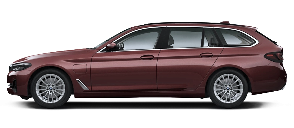 BMW Serii 5 Touring 520e/530e z boku - kombi hybrydowe plug-in z tą samą baterią 12 kWh i ładowaniem AC 3,7 kW co Limuzyna