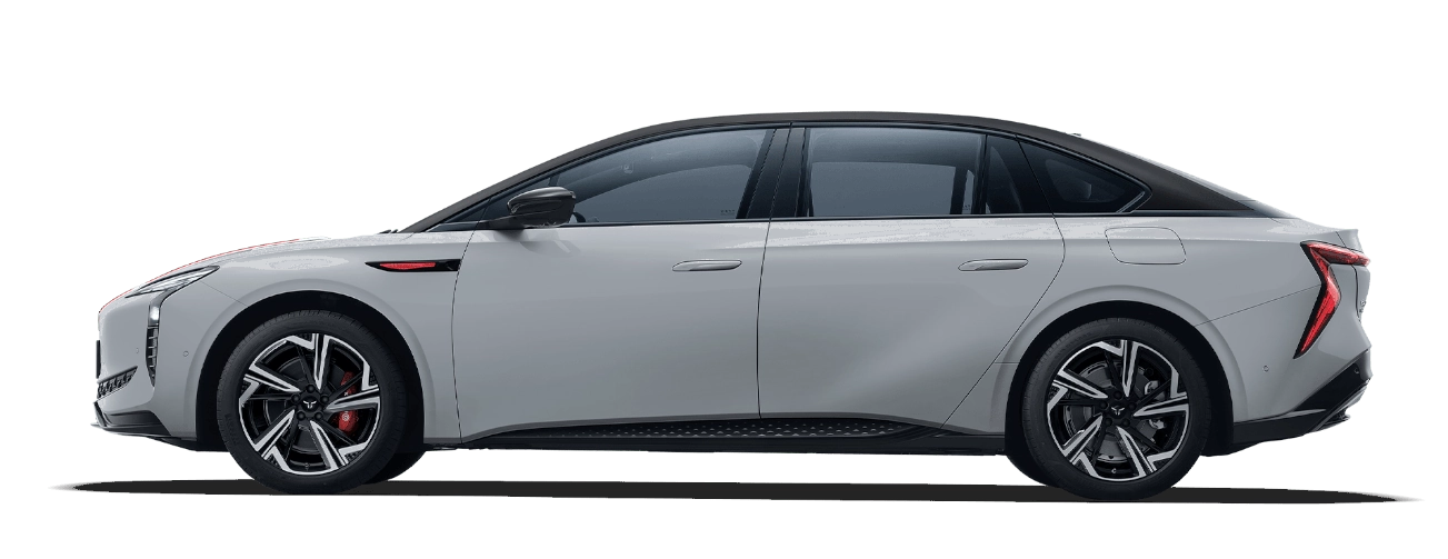 Hongqi EH7 z profilu - elektryczny sedan z baterią 111 kWh, ładowaniem AC 11 kW przez Type 2 i szybkim ładowaniem DC do 250 kW przez CCS2