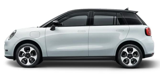 JAC E30X - miejski hatchback elektryczny z baterią LFP 41 lub 51,5 kWh, trójfazowym ładowaniem AC 11 kW przez Type 2 i DC do 64 kW przez CCS2