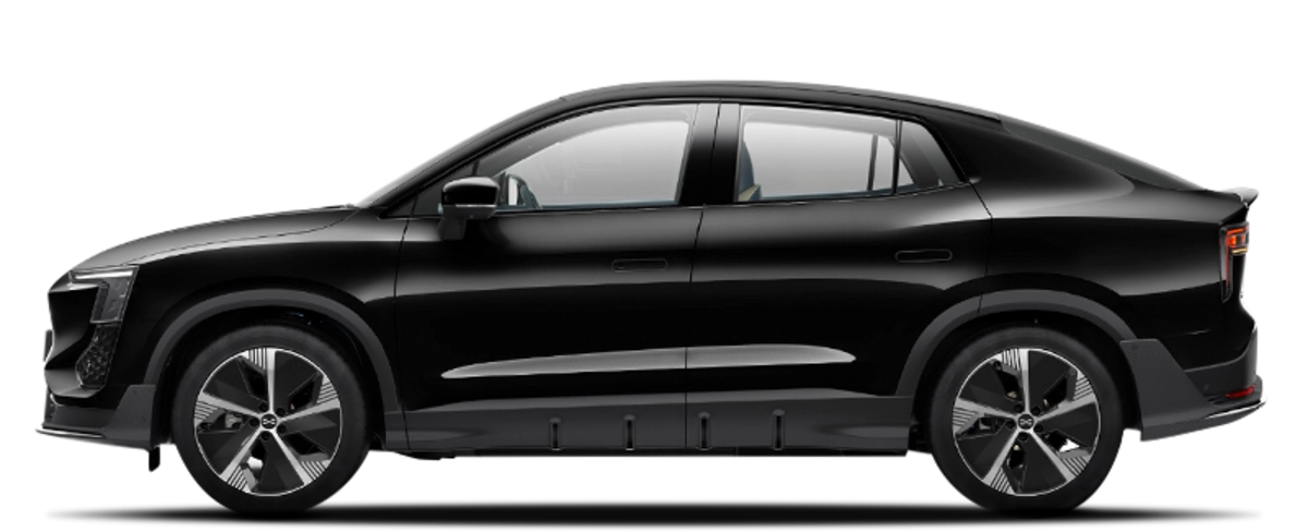 Aiways U6 z profilu - elektryczny SUV coupe z baterią 63 kWh, ładowaniem AC 11 kW Type 2 i szybkim ładowaniem DC 90 kW CCS2