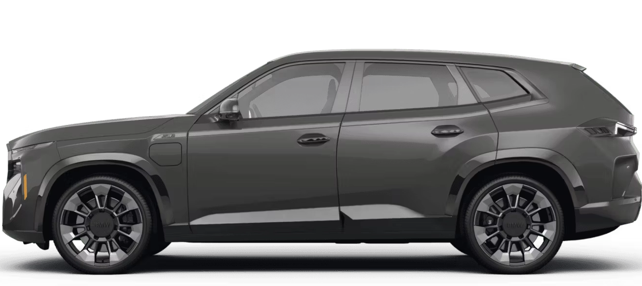 BMW XM z boku - hybryda plug-in M z baterią 25,7 kWh i ładowaniem AC do 11 kW przez Type 2